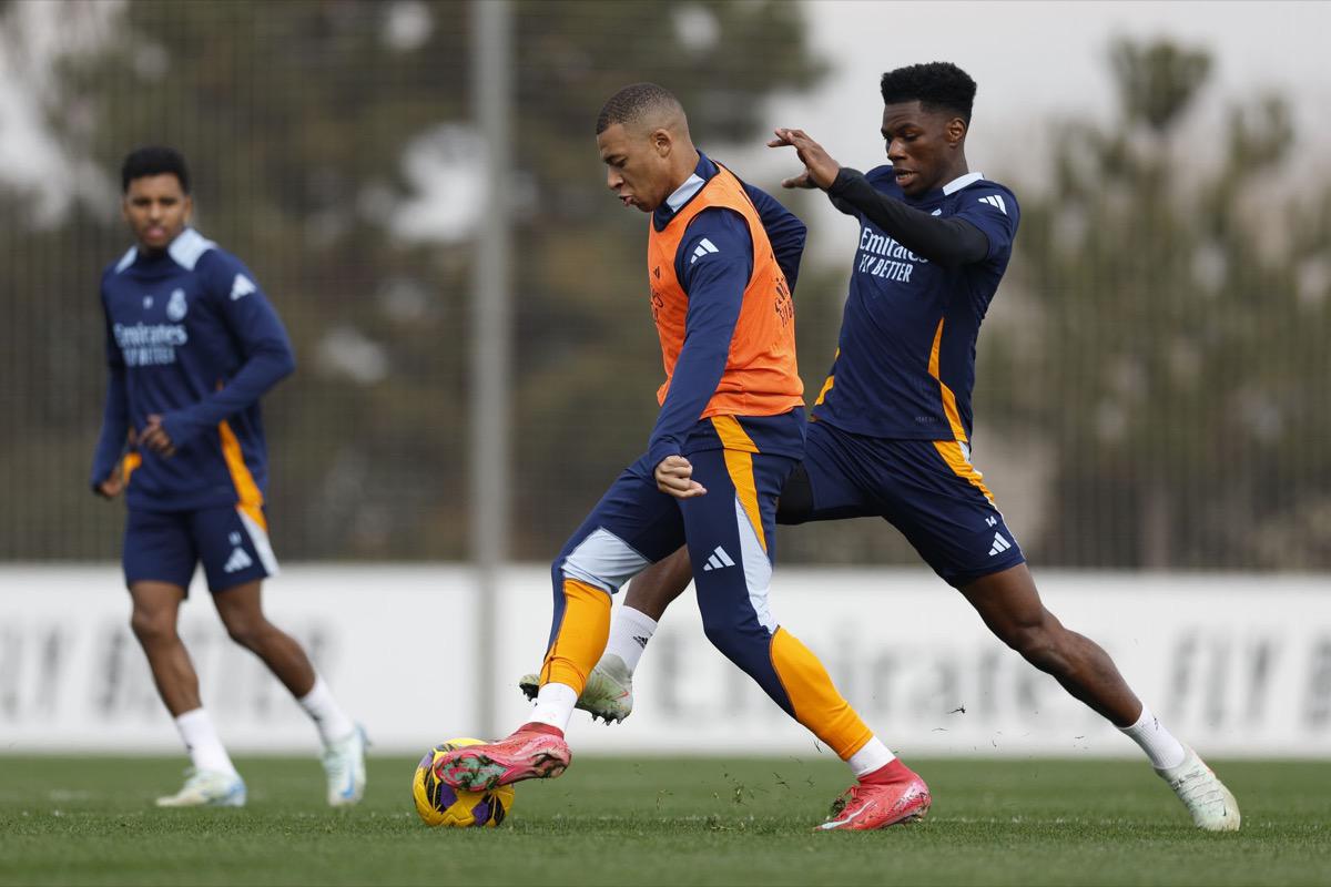 姆巴佩伤愈归队：阿尔贝洛亚确认法国闪电周末复出战莱万特